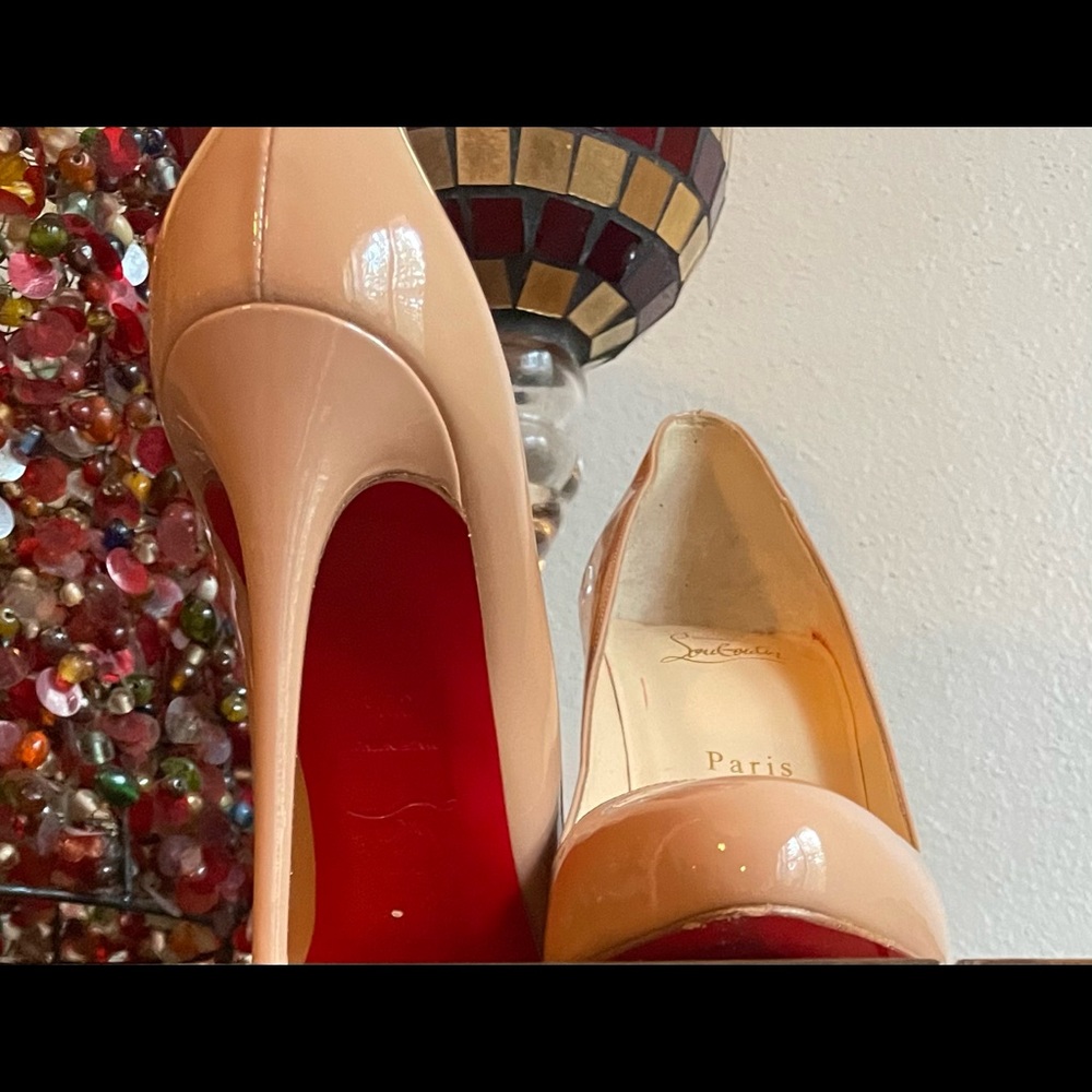 Authentic Christian Louboutin Merci Allen nude, 391/2 ***Great Price***